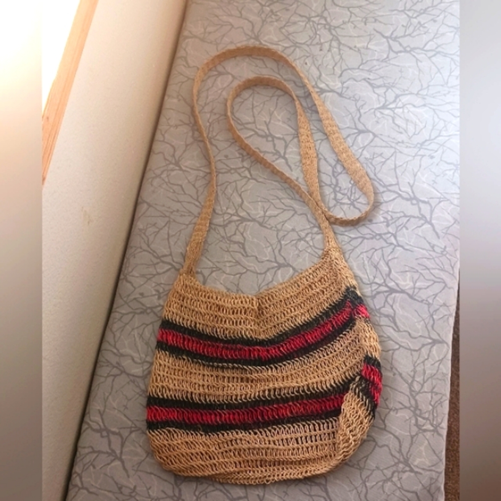 Handwoven Tan Crossbody Bag with Red and Black Stripes Papua New Guinea